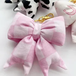 Charm nơ